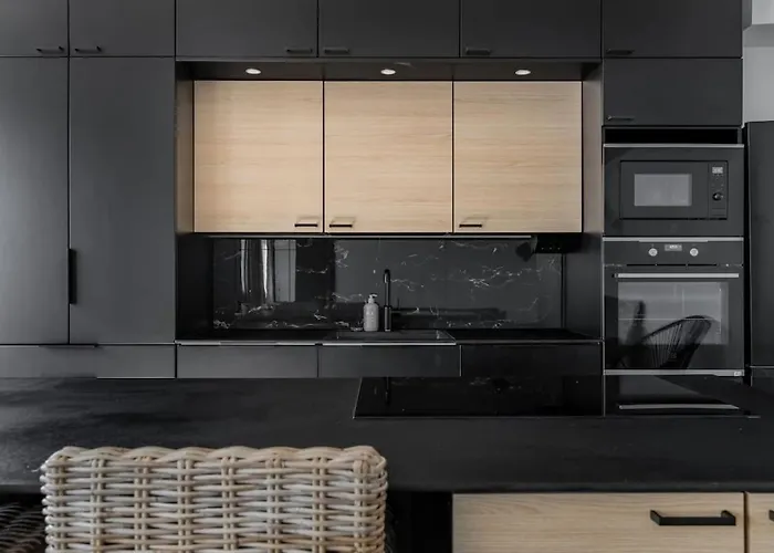 Διαμέρισμα Luxeight Spacious 2br For 6 Guest Location